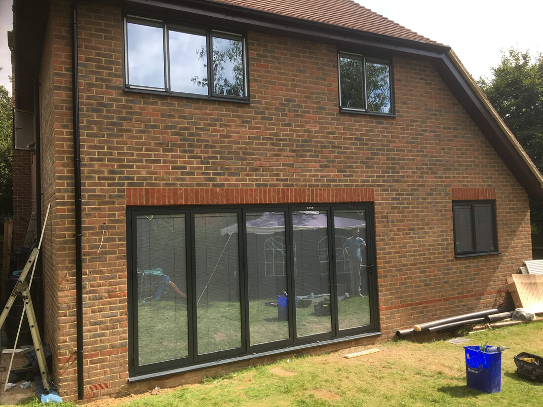 Surrey Alpine Bifold Doors (7) Surrey Alpine Bifold Doors (7)